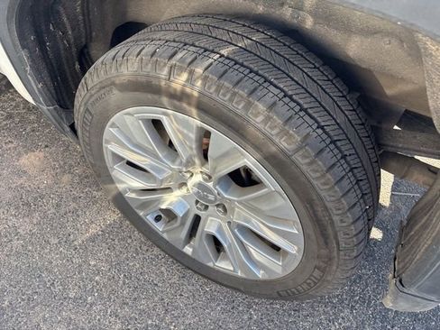 Used 2021 GMC Sierra 1500 Denali w/ Denali Ultimate Package image 9