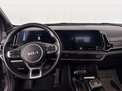 Used 2023 Kia Sportage X-Line image 3