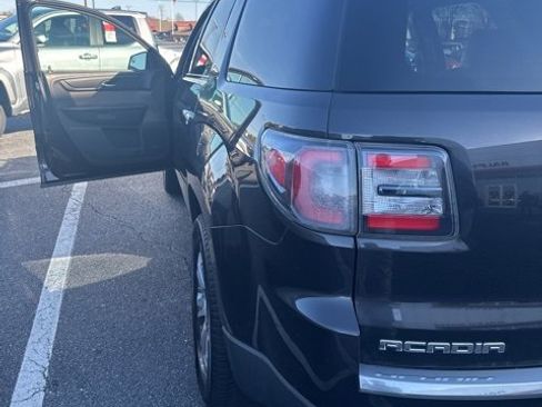 Used 2014 GMC Acadia SLT image 4