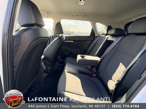 Used 2025 Kia Seltos S image 11