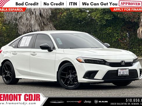 Used 2023 Honda Civic Sport image 1