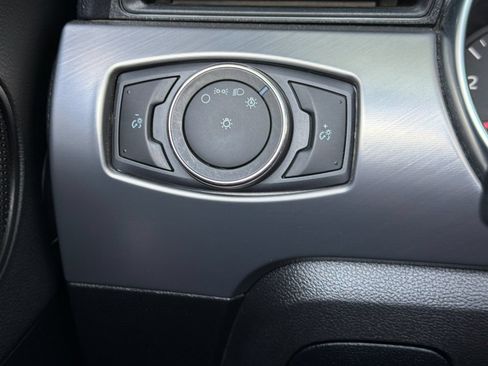Used 2023 Ford Mustang Premium RWD image 29