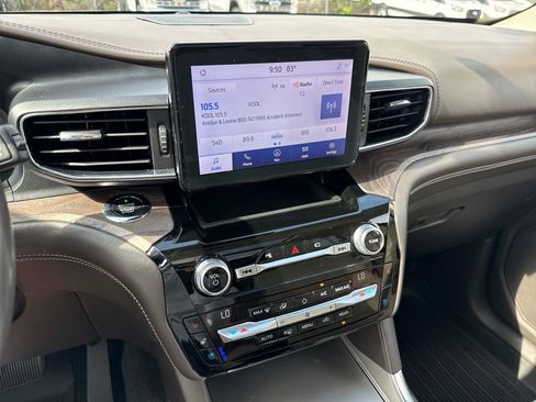 Used 2021 Ford Explorer Platinum w/ Equipment Group 601A AWD/4WD image 20