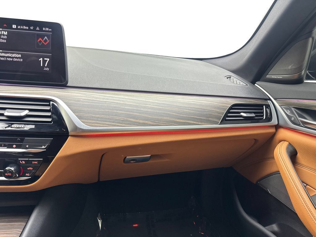 Used 2022 BMW 540i w/ Executive Package RWD image 59