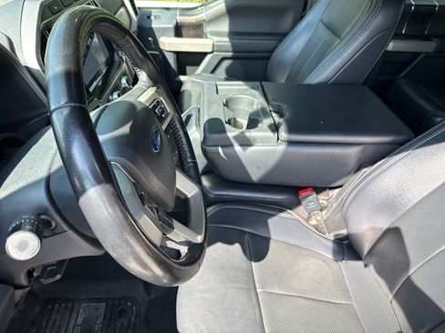 Used 2022 Ford F350 Lariat w/ Lariat Value Package AWD/4WD image 18