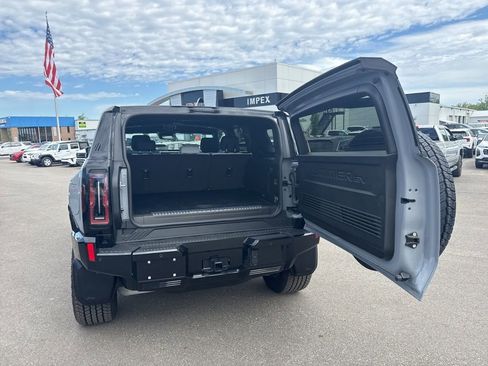 Used 2024 GMC Hummer EV 2X AWD/4WD image 31