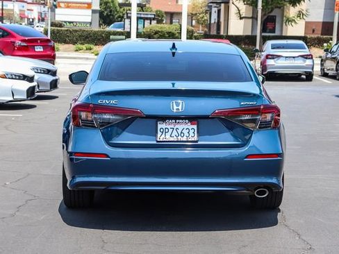 Certified 2025 Honda Civic Sport image 12