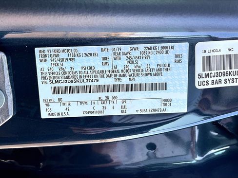 Used 2019 Lincoln MKC Reserve image 21