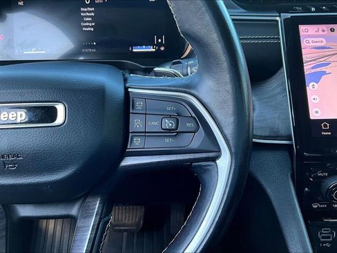 Used 2021 Jeep Grand Cherokee L Limited image 12