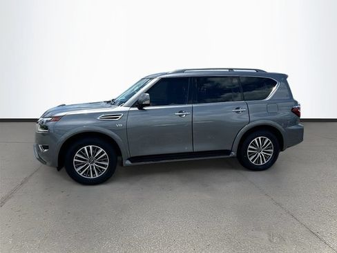 Used 2022 Nissan Armada SV w/ SV Appearance Package RWD image 4