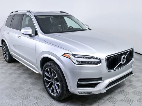 Used 2018 Volvo XC90 T6 Momentum w/ Convenience Package image 25