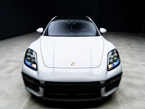 Used 2025 Porsche Panamera 4 AWD/4WD image 5