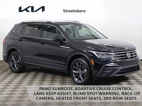 Used 2022 Volkswagen Tiguan SE FWD image 1