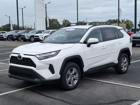 Certified 2022 Toyota RAV4 XLE image 2