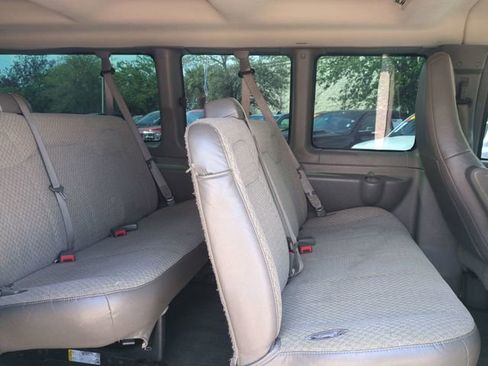 Used 2019 Chevrolet Express 3500 LT w/ LT Preferred Equipment Group RWD image 17