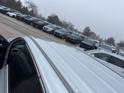 Used 2017 Kia Sorento LX w/ LX Convenience Package image 14