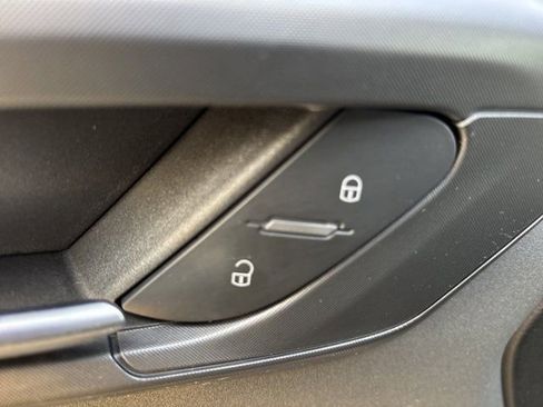 Used 2024 Alfa Romeo Tonale Ti image 25