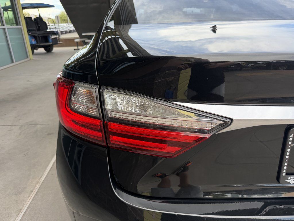 Used 2016 Lexus ES 350 w/ Navigation System Package FWD image 14