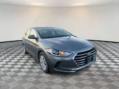 Used 2018 Hyundai Elantra SE w/ SE Connectivity Package 04