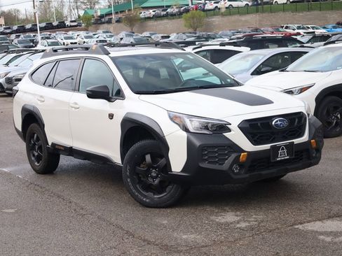 Certified 2024 Subaru Outback Wilderness AWD/4WD image 2