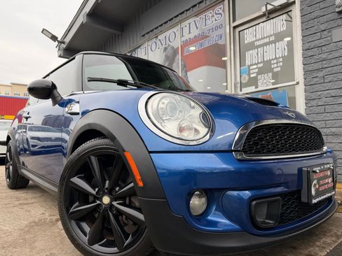 Used 2013 MINI Cooper S image 1