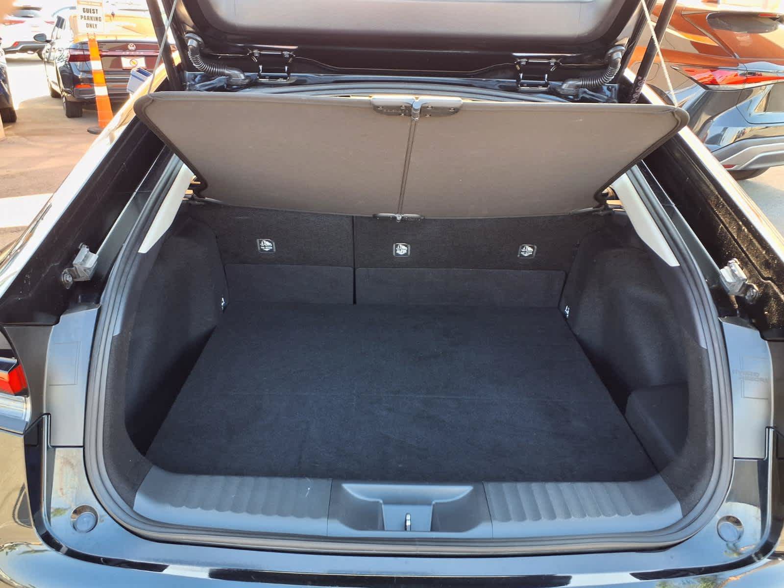 Certified 2026 Toyota Prius XLE FWD image 9