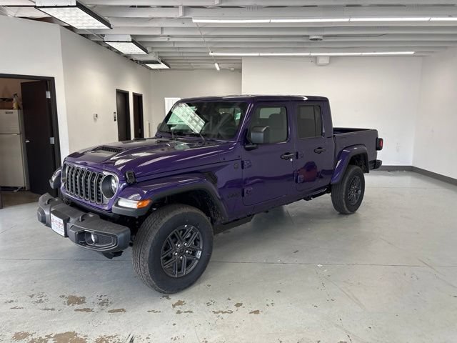 New 2026 Jeep Gladiator Sport AWD/4WD image 3