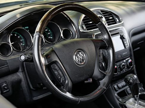 Used 2017 Buick Enclave Leather image 4