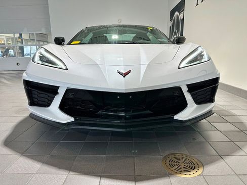 Used 2023 Chevrolet Corvette Stingray Premium Conv w/ Z51 Performance Package RWD image 2