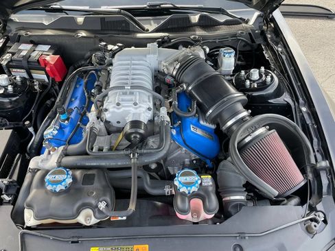 Used 2011 Ford Mustang Shelby GT500 RWD image 40