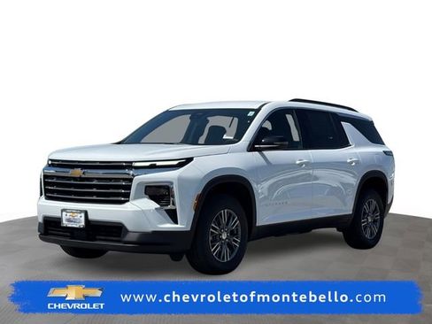 New 2026 Chevrolet Traverse LT FWD image 1