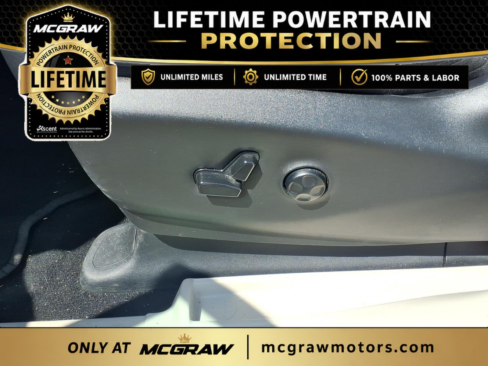 Used 2023 Chrysler Pacifica Touring-L FWD image 13
