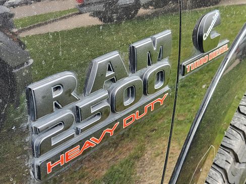 Used 2018 RAM 2500 Laramie w/ Sport Appearance Group image 9