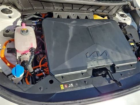 Used 2023 Kia Niro Wave w/ Wave Preserve Package image 14