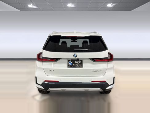 New 2026 BMW X1 xDrive28i w/ Convenience Package AWD/4WD image 9