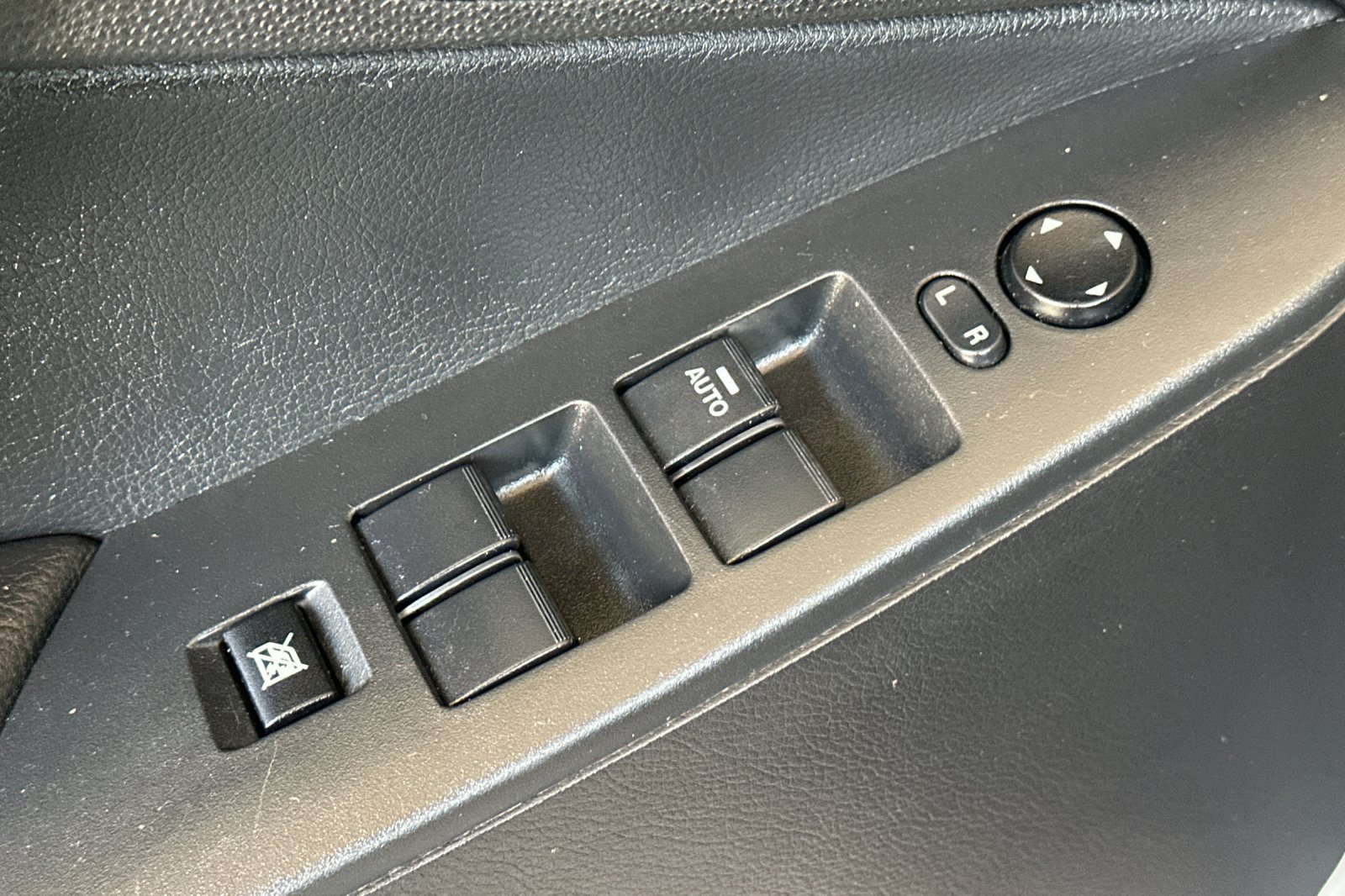 Used 2010 MAZDA MAZDA3 s Grand Touring FWD image 12
