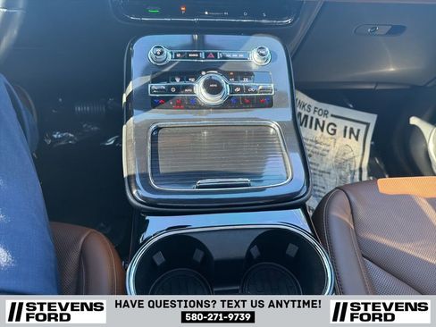 Used 2022 Lincoln Nautilus Reserve w/ Equipment Group 201A image 29