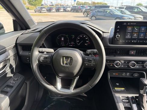 Certified 2025 Honda CR-V Sport-L image 13