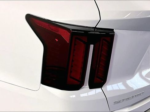 Certified 2026 Kia Sorento S FWD image 22