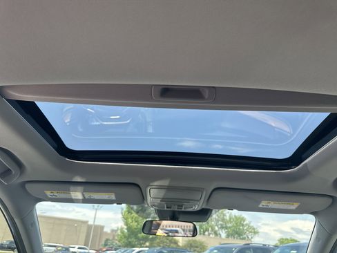 Used 2018 Honda CR-V EX image 17