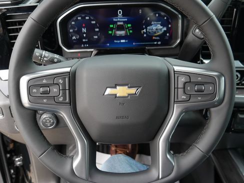 New 2026 Chevrolet Silverado 2500 LTZ w/ LTZ Premium Package AWD/4WD image 11