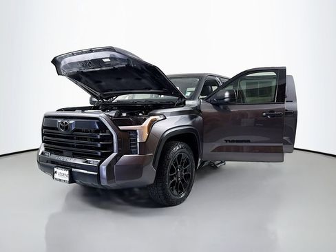 Used 2022 Toyota Tundra SR5 RWD image 18