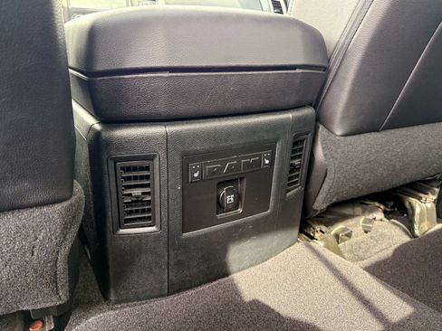 Used 2017 RAM 1500 Laramie w/ Convenience Group AWD/4WD image 34