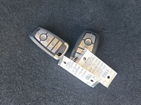 Used 2024 Ford Explorer XLT w/ Equipment Group 202A AWD/4WD image 22