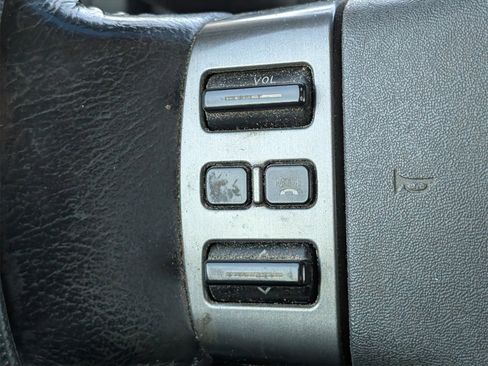 Used 2008 Nissan Titan SE image 19