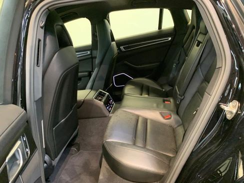 Used 2023 Porsche Panamera 4 Platinum Edition w/ Assistance Package image 13