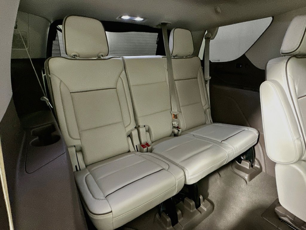 Used 2023 GMC Yukon Denali AWD/4WD image 28