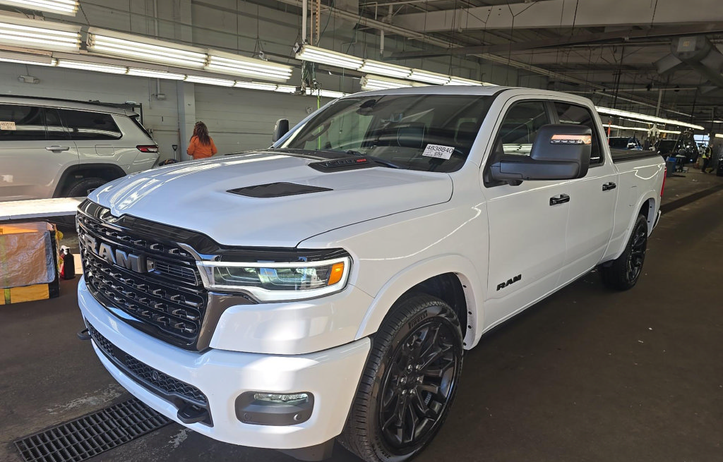 Used 2026 RAM 1500 Limited AWD/4WD image 9