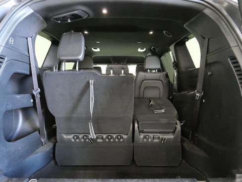 Used 2023 Chrysler Pacifica Touring-L w/ S Appearance Package FWD image 27