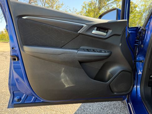 Used 2016 Honda Fit EX image 12